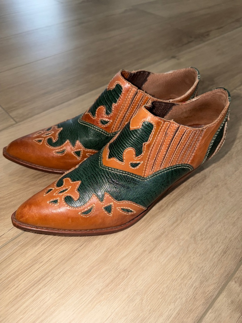 Circle S Two-Tone Brown and Dark Green Western low Ankle leather Boots size 7.5